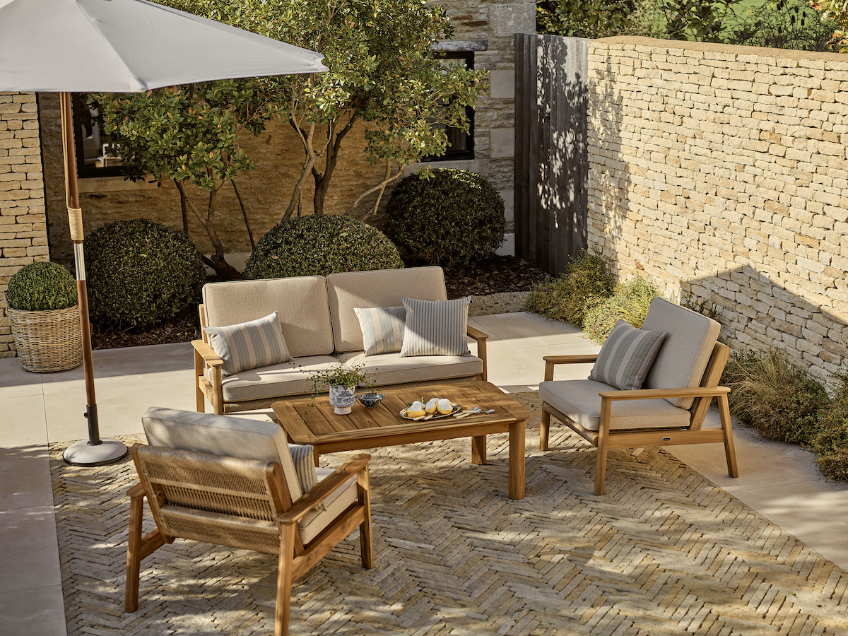 Neptune Kew teak garden sofa and coffee table